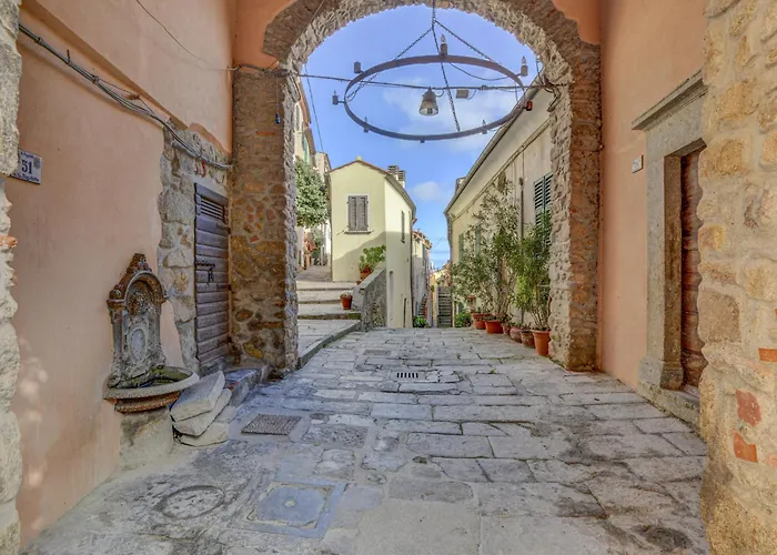 Sant'agabito By Interhome * Марчана